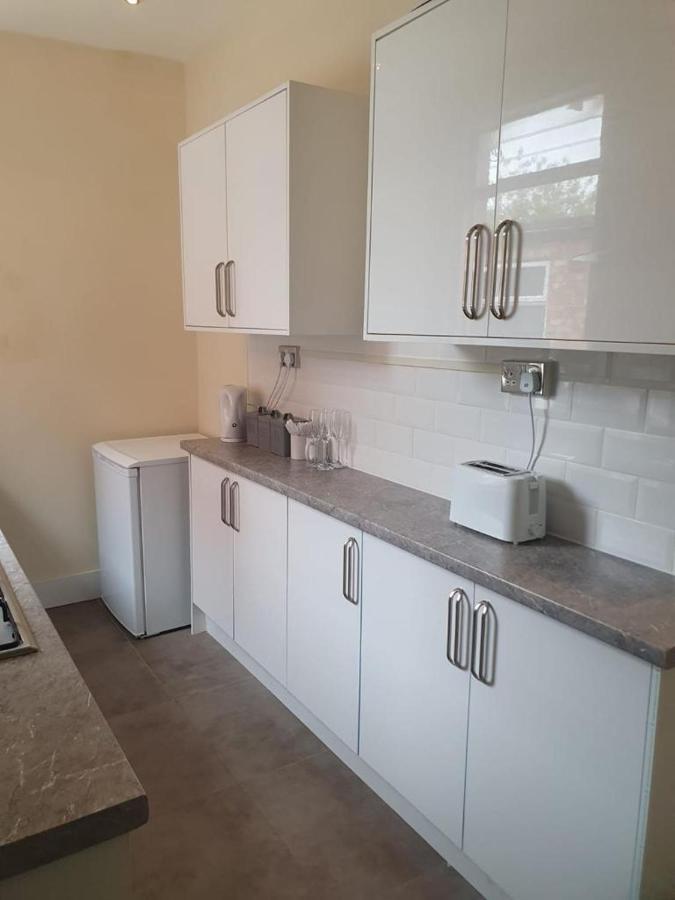 لايستر 2 Bedroom House - Hopefield Road المظهر الخارجي الصورة